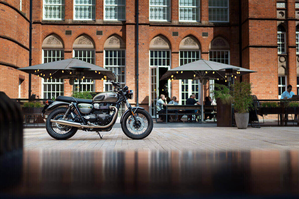 TRIUMPH New Bonneville T100 Gold Line Editions