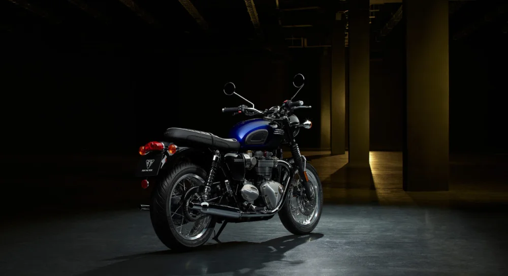 รถมอเตอร์ triumph รุ่น BONNEVILLE T120 BLUE STEALTH EDITION