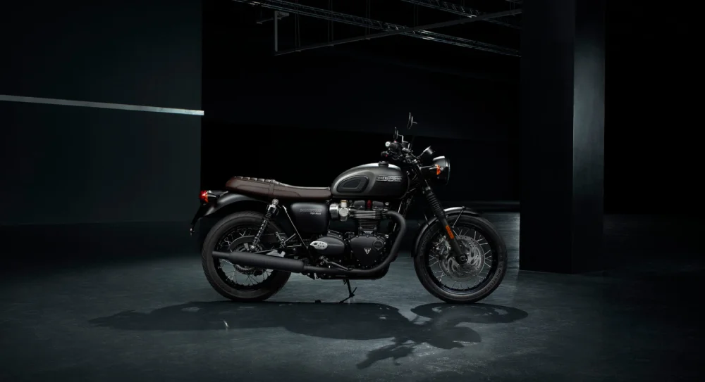 รถมอเตอร์ triumph รุ่น BONNEVILLE T120 BLACK STEALTH EDITION